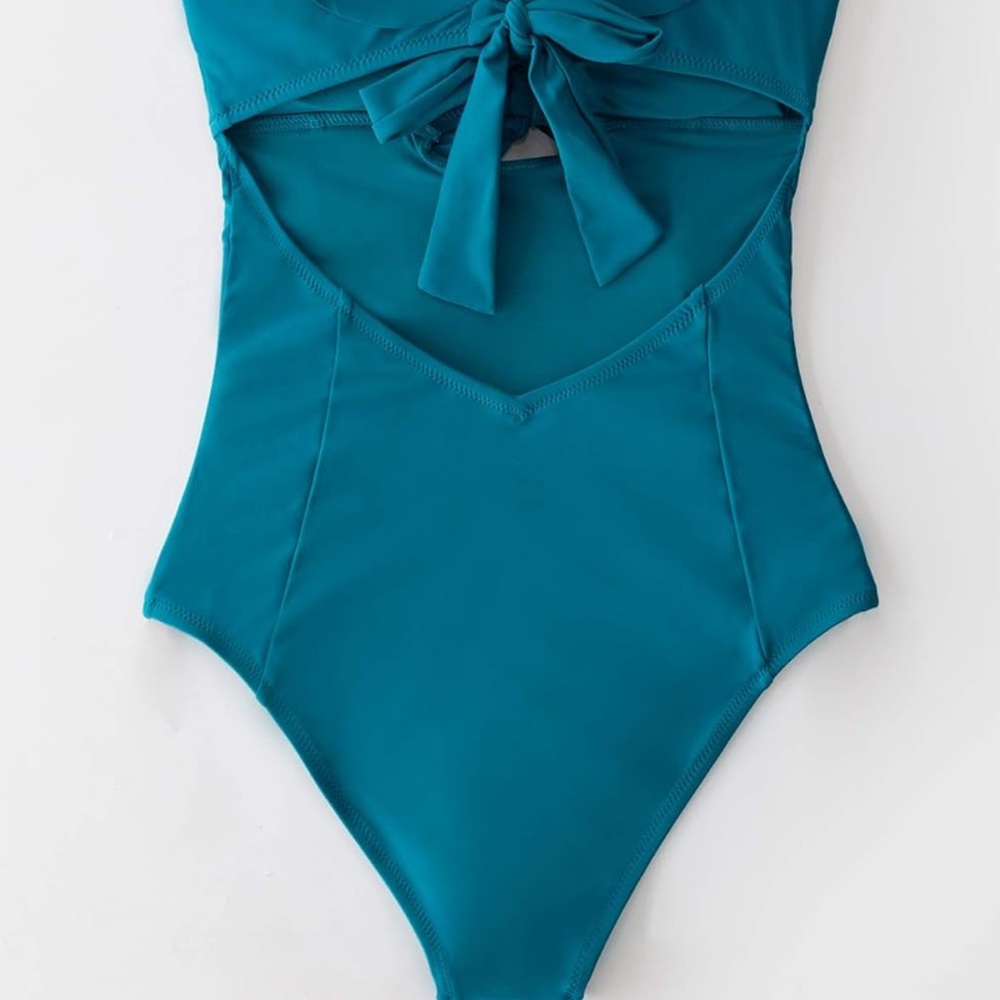 CUPSHE Women's One Piece Swimsuit Ruffle - Picture 5 of 8